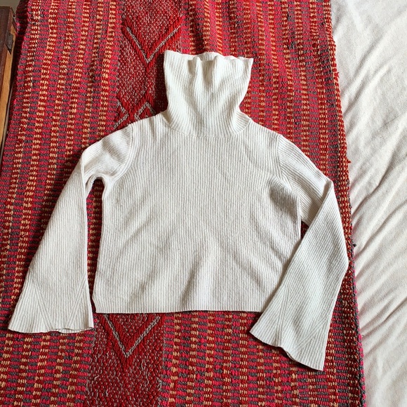 Crop top turtle neck - Picture 4 of 9